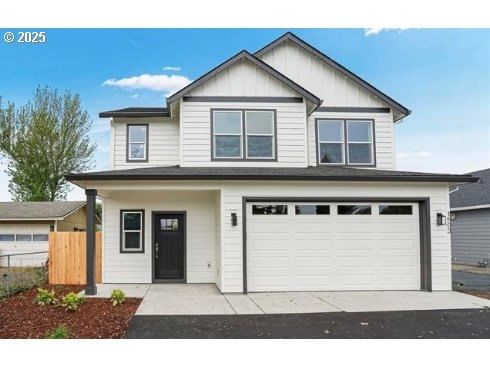 Primary listing photo, 1503 Second ST, Silverton, OR, 97381
