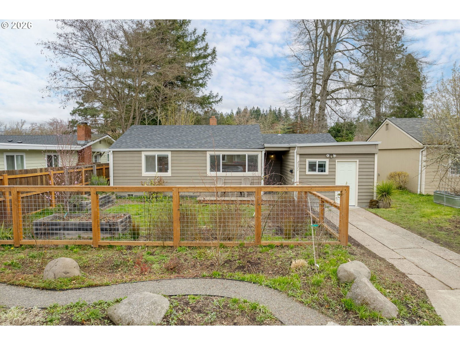 Primary listing photo, 2571 ALDER ST, Eugene, OR, 97405