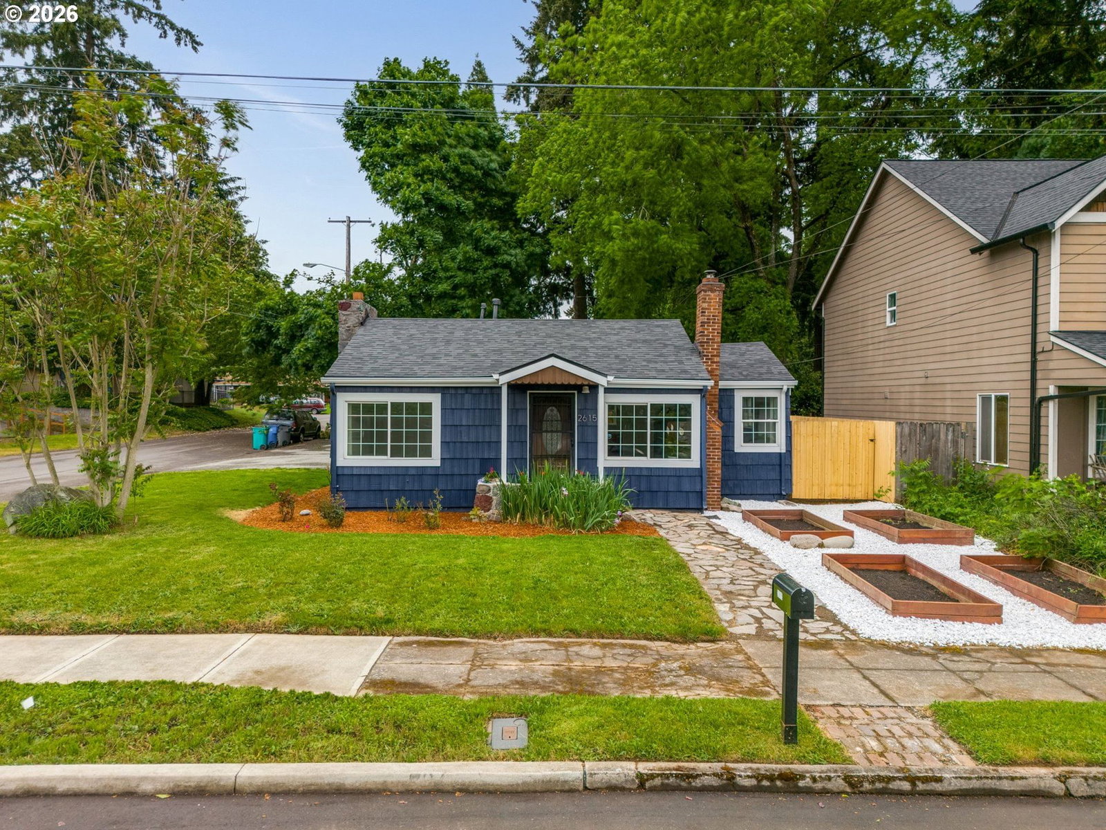 2615 K ST