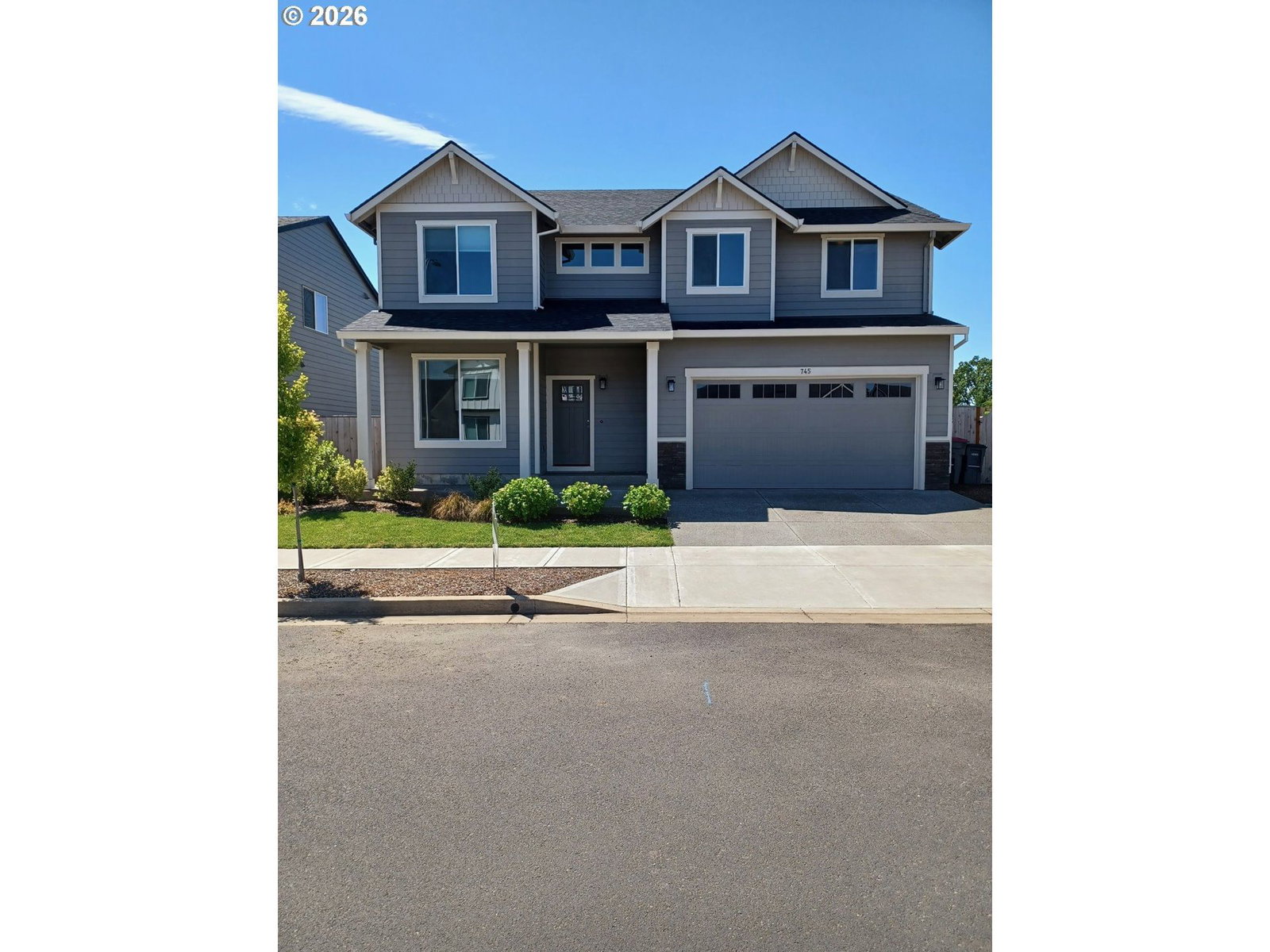 Listing photo 1 of 6