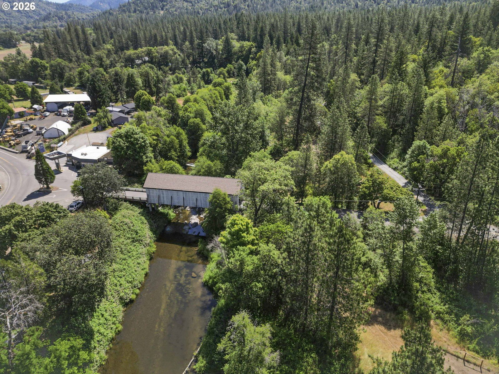 Listing photo 1 of 6