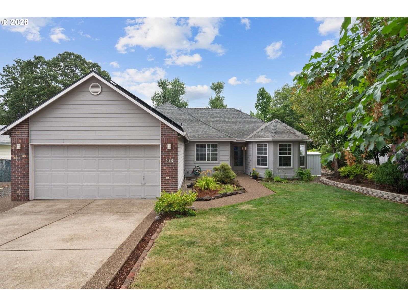 Primary listing photo, 925 DONNA LYNN WAY, Gladstone, OR, 97027