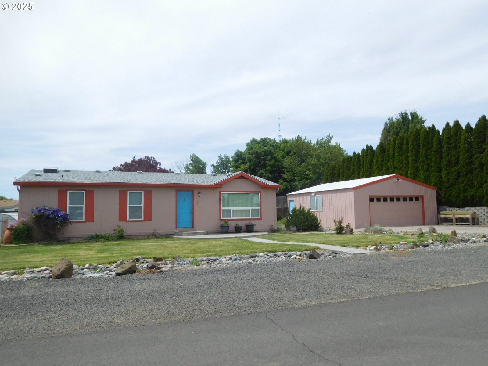 Primary listing photo, 724 N 4th ST, Athena, OR, 97813