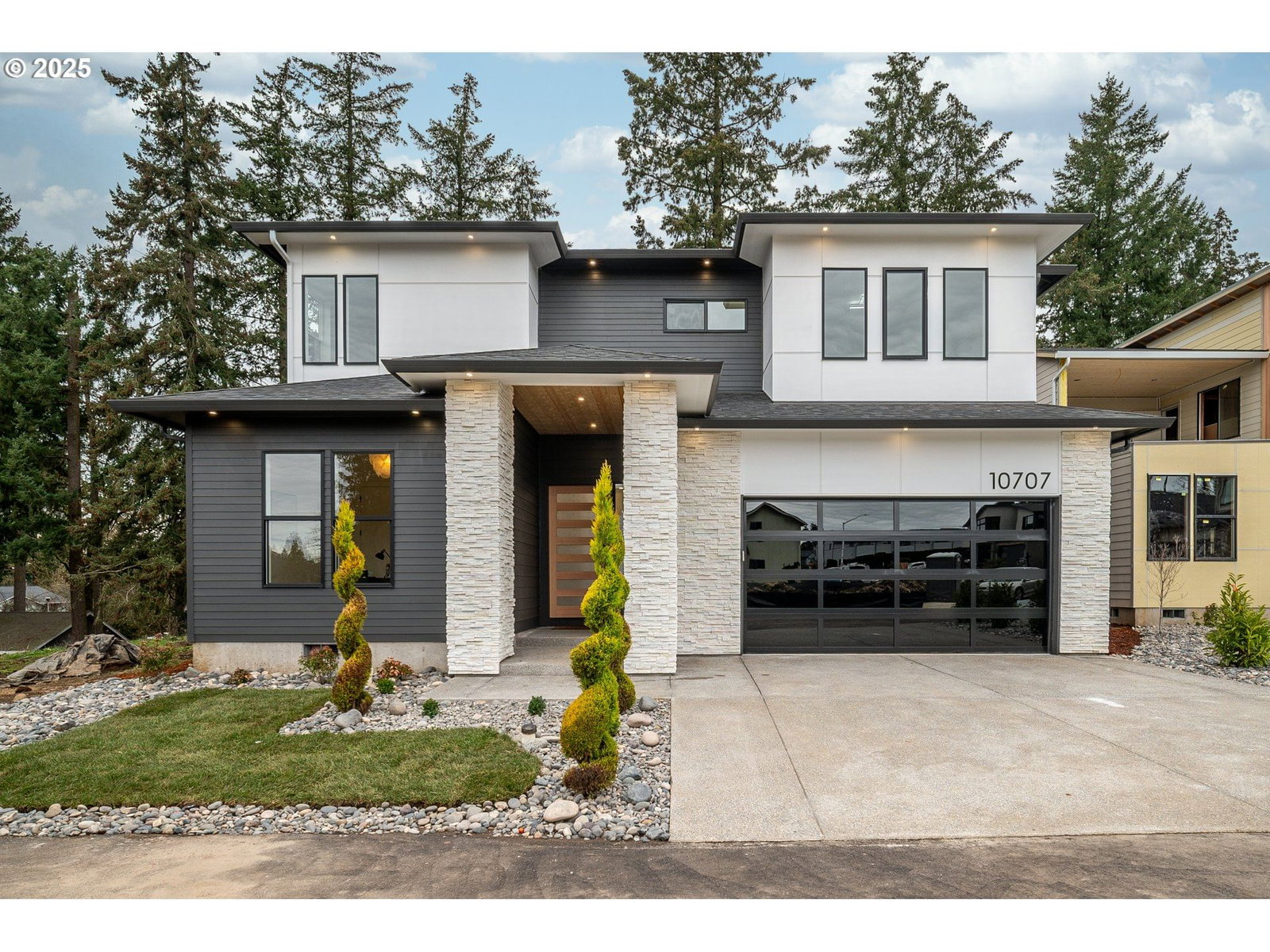 Primary listing photo, 10707 SE 13TH CIR, Vancouver, WA, 98664