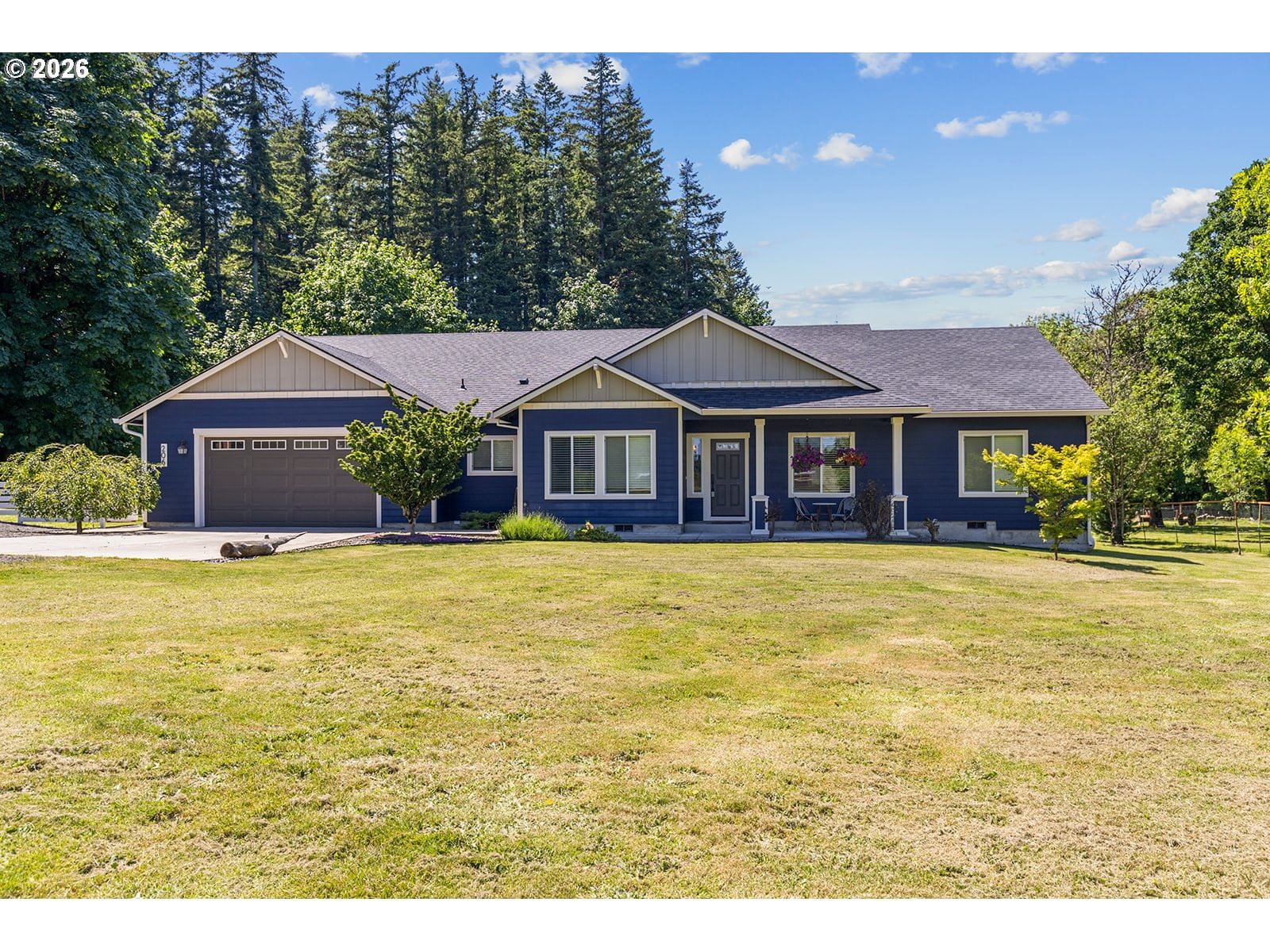 Listing photo 1 of 6