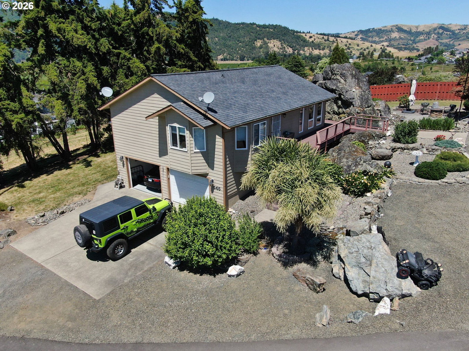 Primary listing photo, 445 ROLLING HILLS RD, Roseburg, OR, 97471