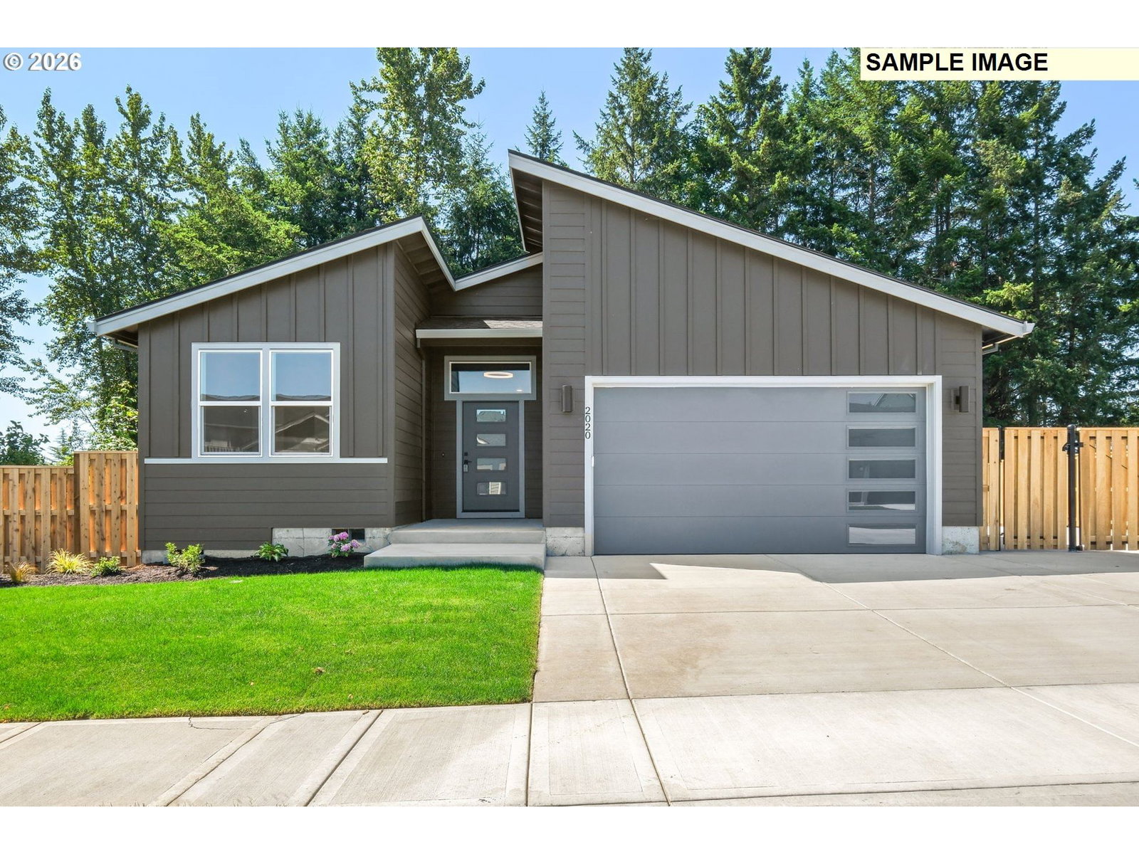 2201 E JUNIPER CIR #20