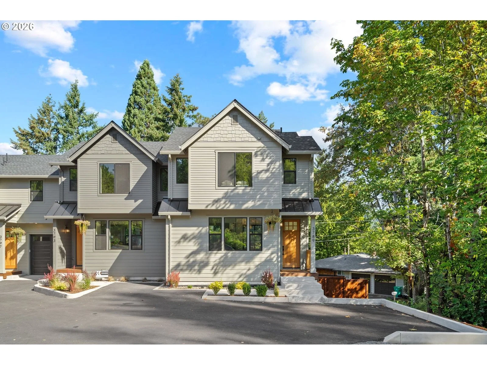3789 SW IOWA ST