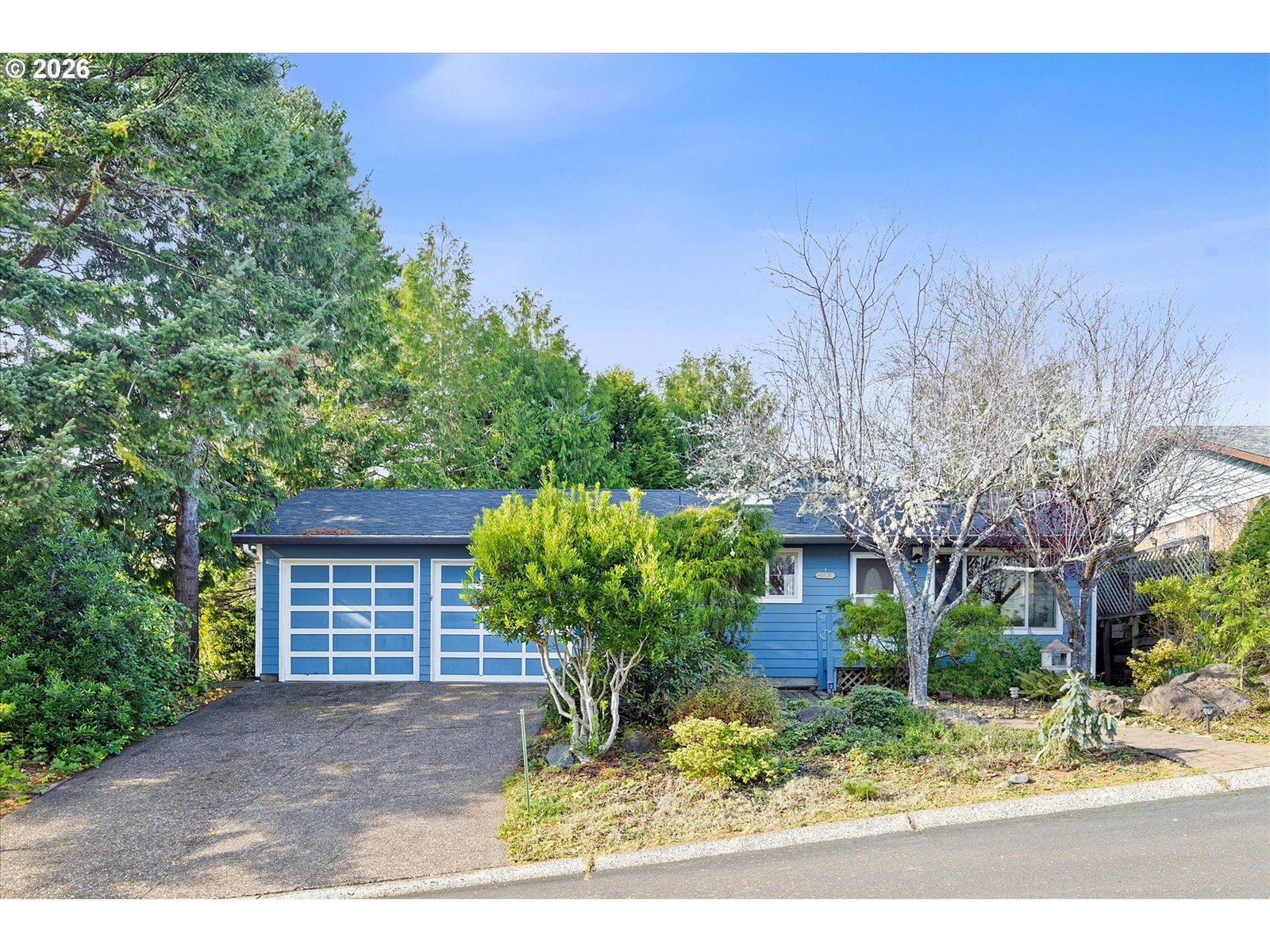 Primary listing photo, 1420 SW FAIRWAY DR, Waldport, OR, 97394