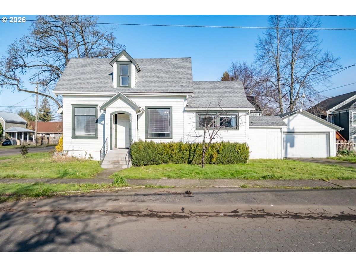 Primary listing photo, 109 E ISABELLA ST, Lebanon, OR, 97355