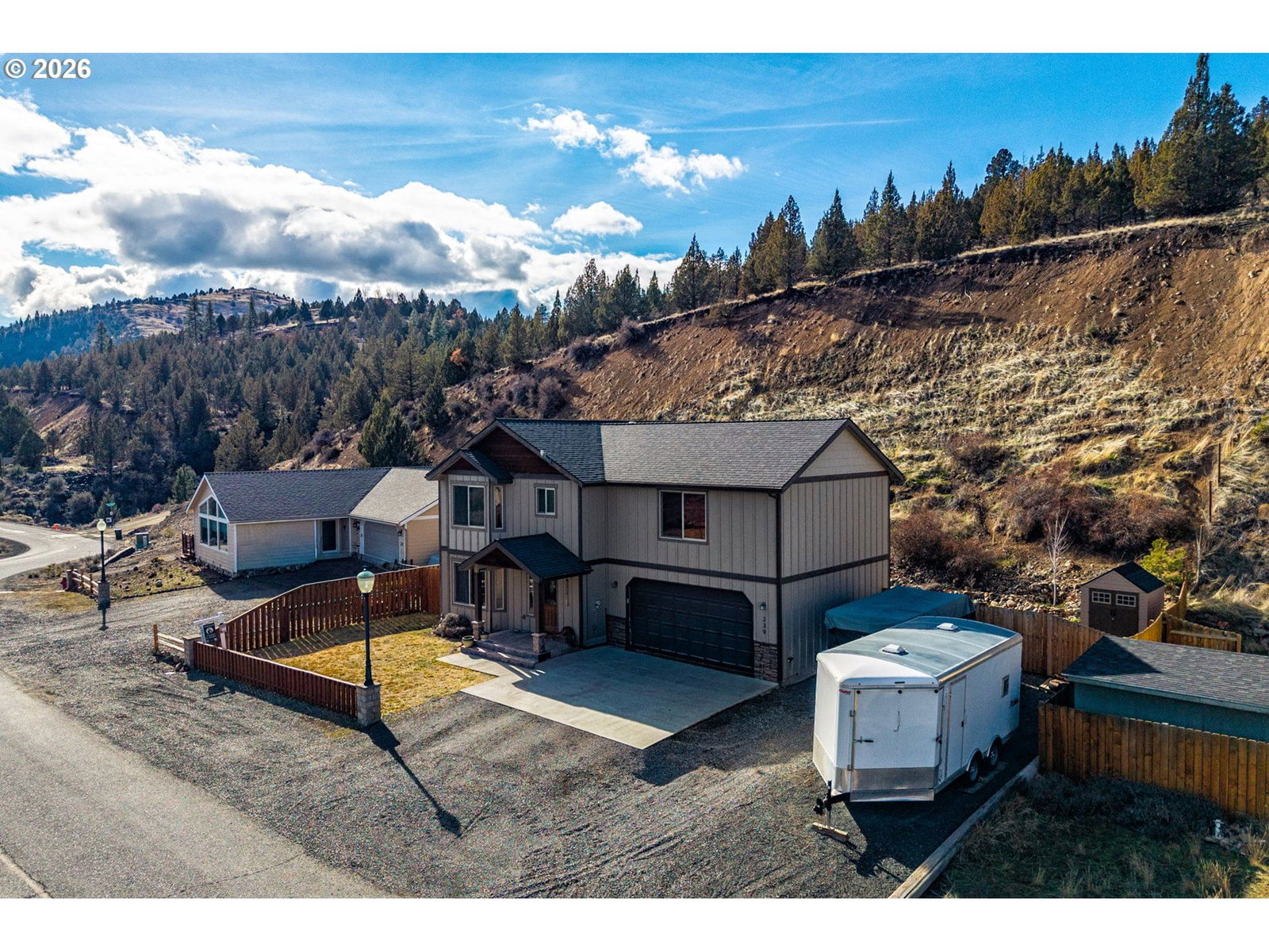 Listing photo 1 of 6