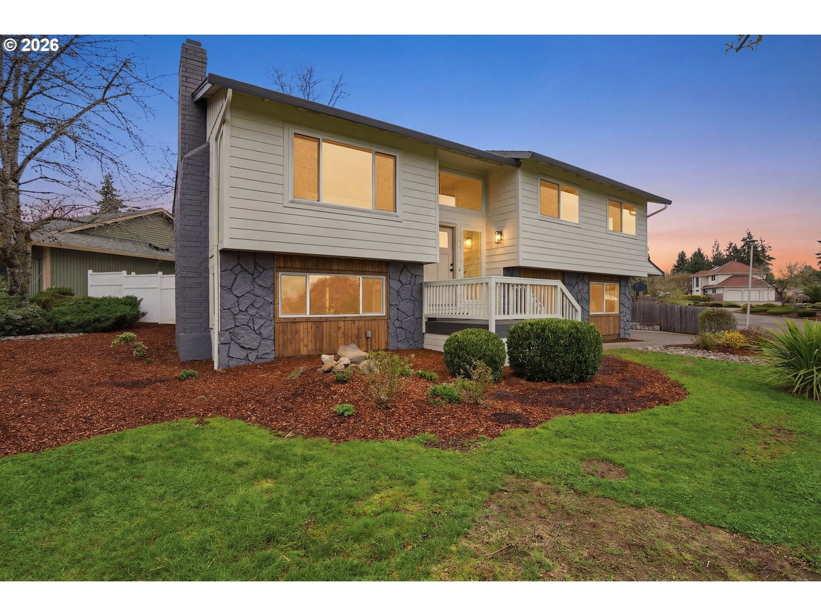 Primary listing photo, 2512 SE PARK CREST AVE, Vancouver, WA, 98683