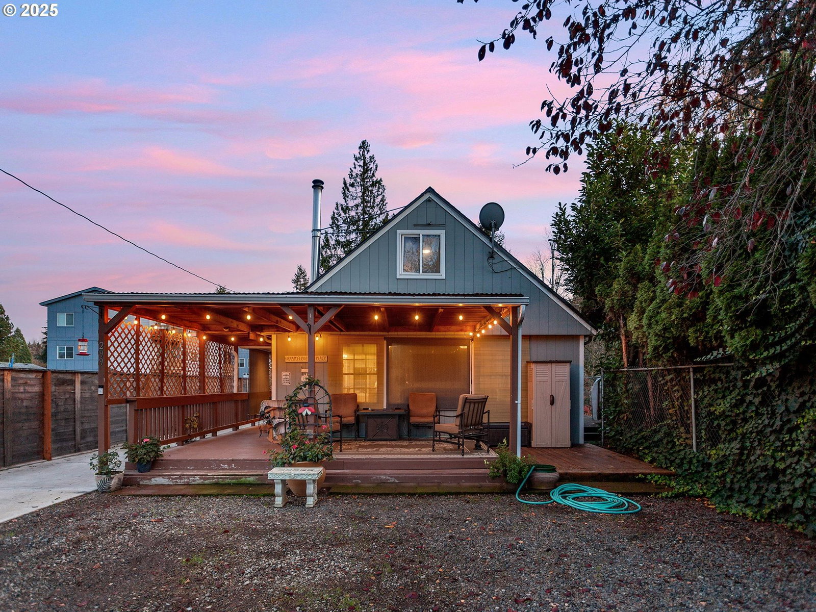 299 SW 3RD AVE