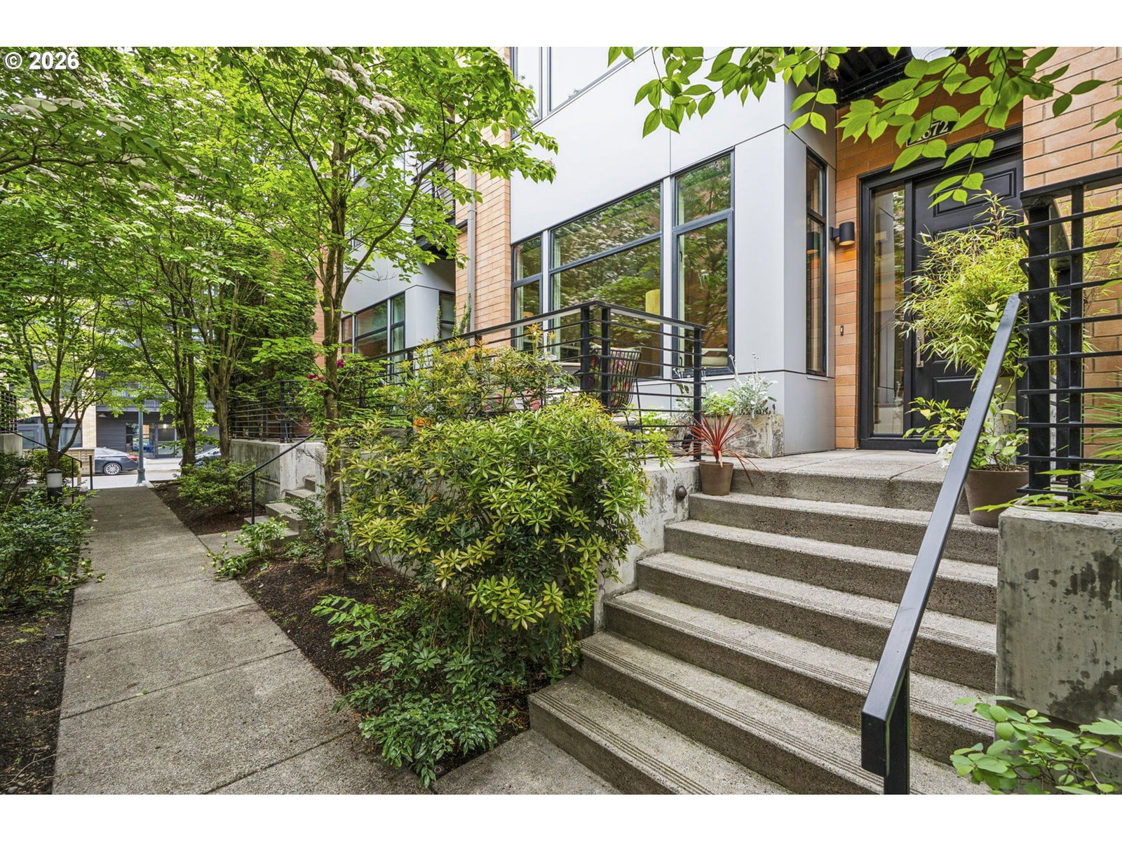 Primary listing photo, 1672 NW RIVERSCAPE ST, Portland, OR, 97209