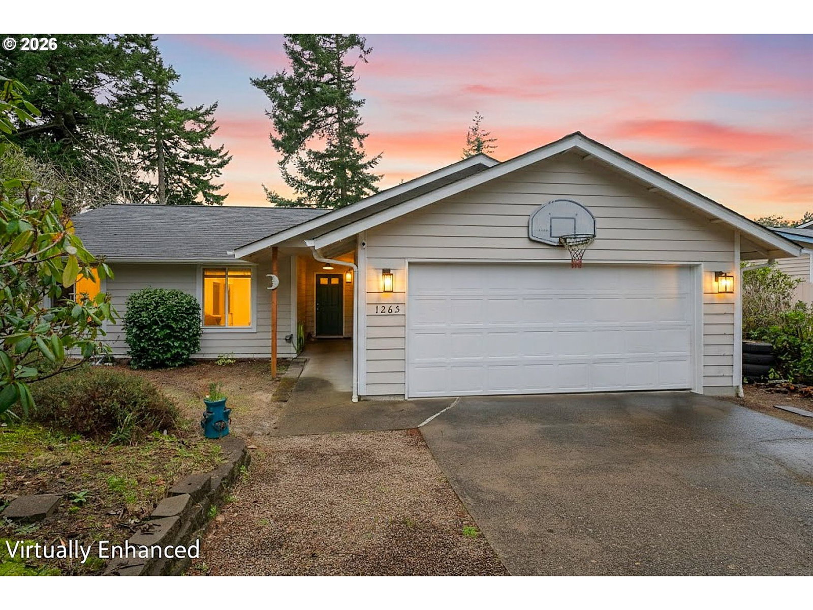 Primary listing photo, 1265 LAUREL ST, Florence, OR, 97439