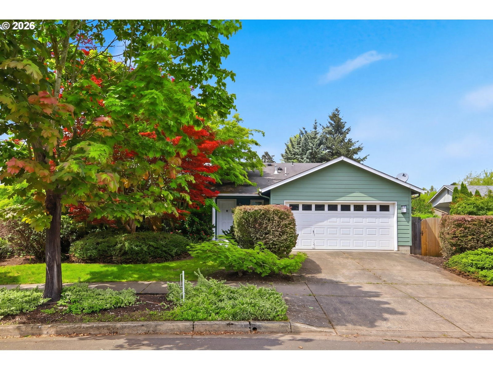 Primary listing photo, 1348 MANZANA ST, Eugene, OR, 97404