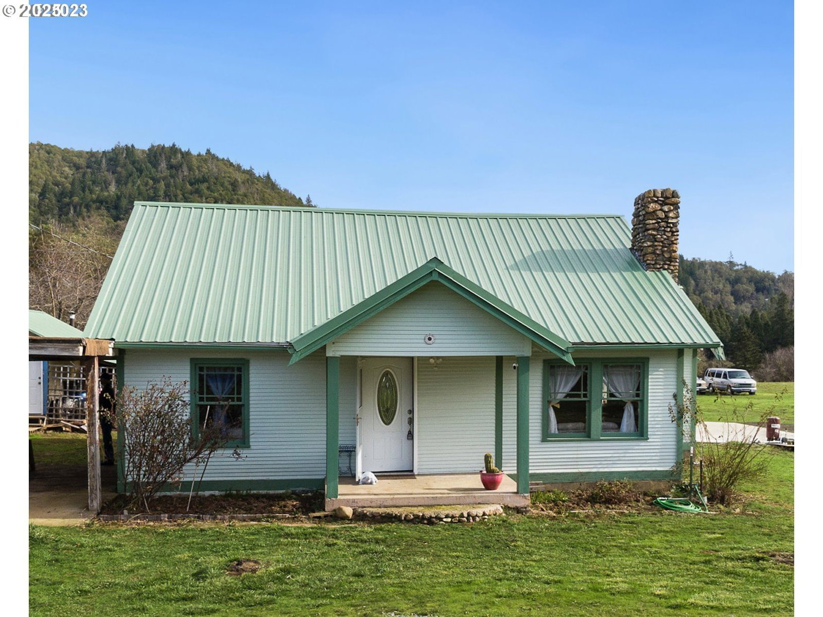 Primary listing photo, 4359 CANYONVILLE RIDDLE RD, Riddle, OR, 97469