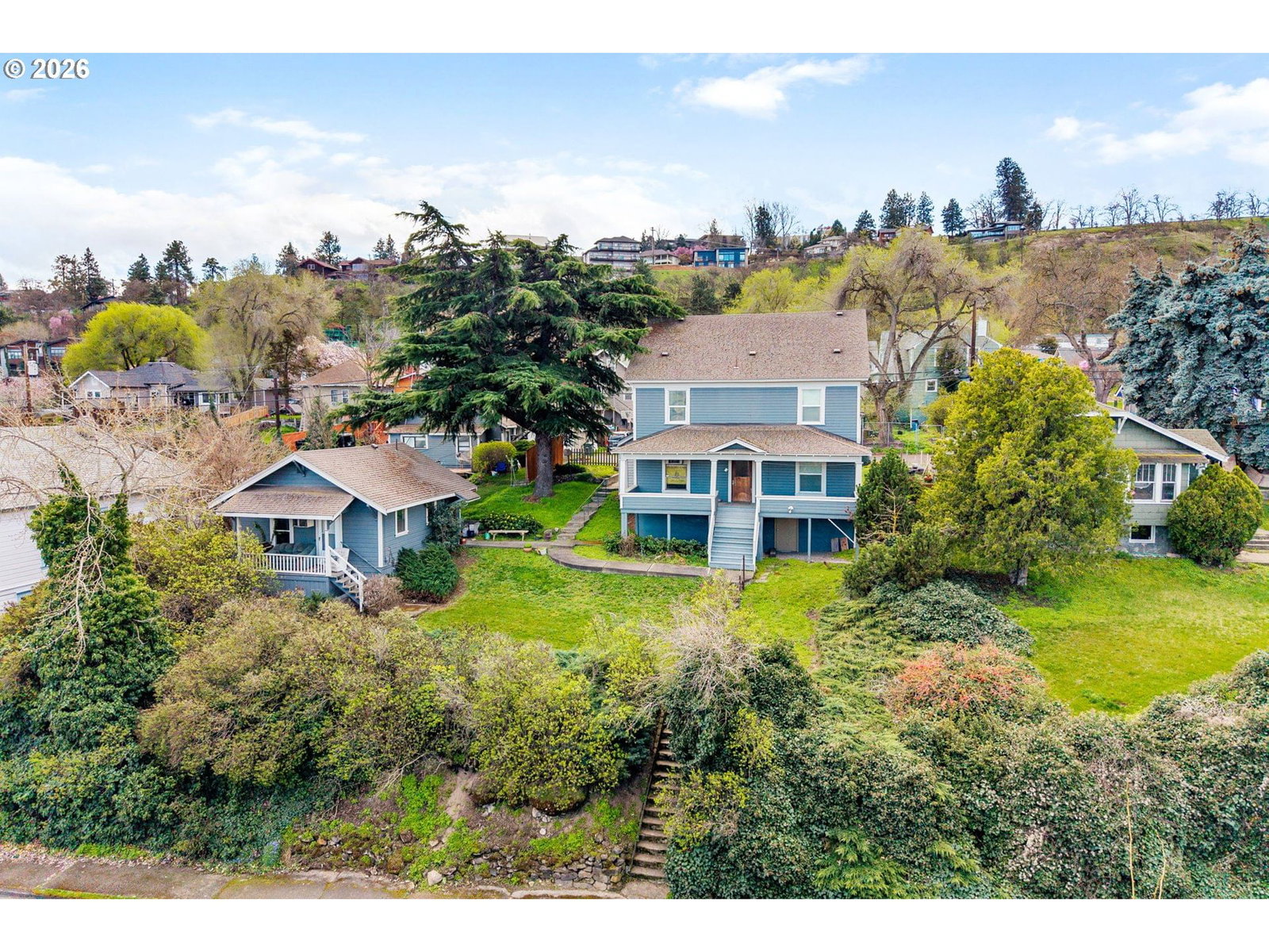 Listing photo 1 of 6