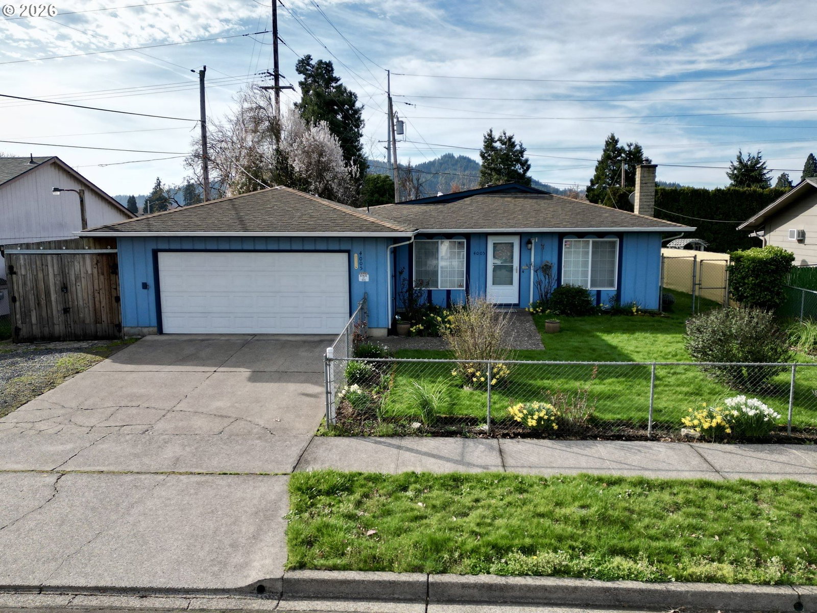Primary listing photo, 4005 S F ST, Springfield, OR, 97478