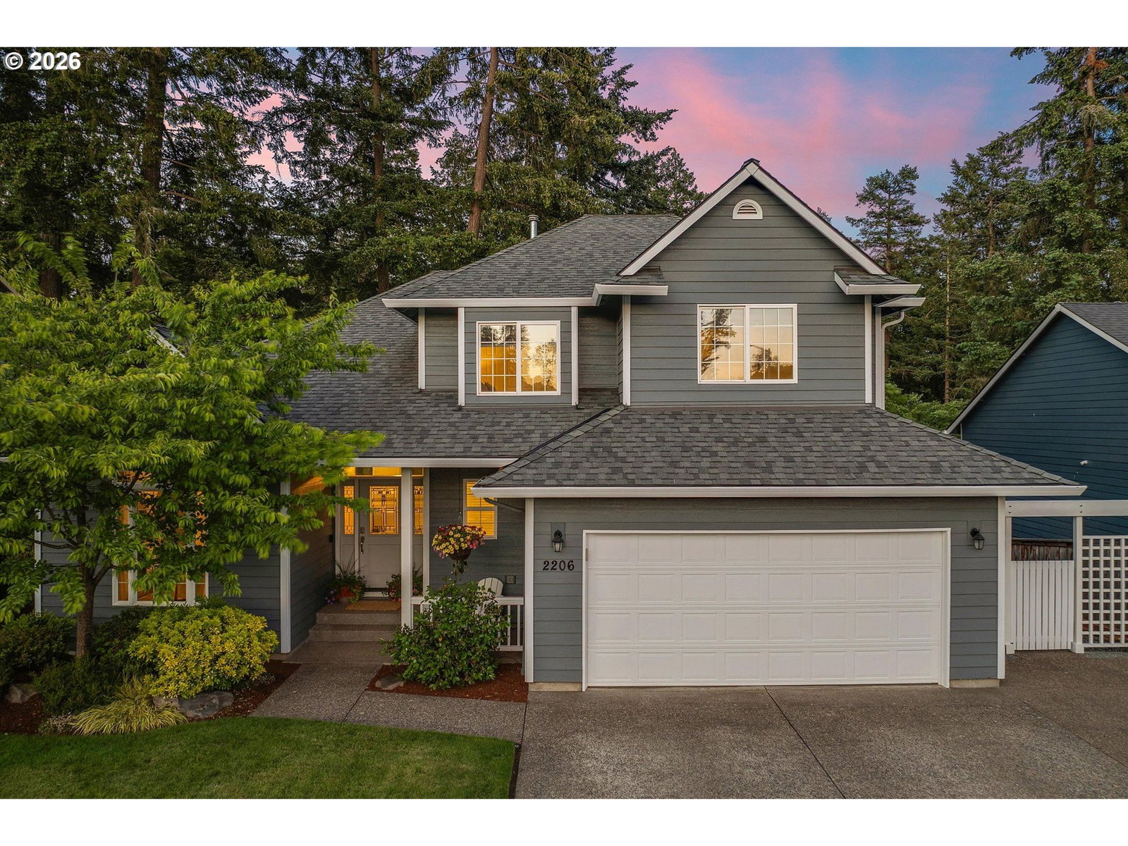 Listing photo 1 of 6