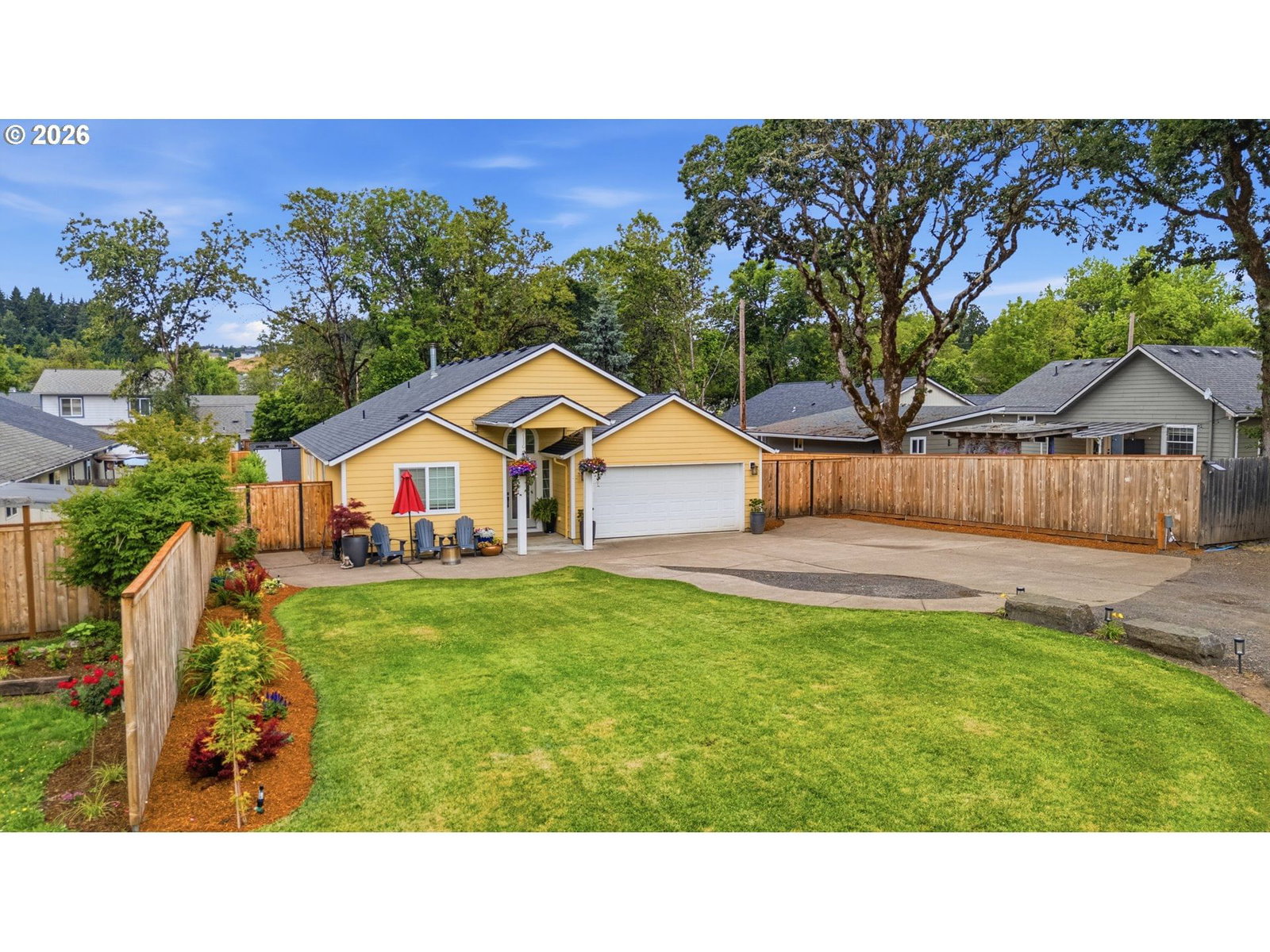 Listing photo 1 of 6