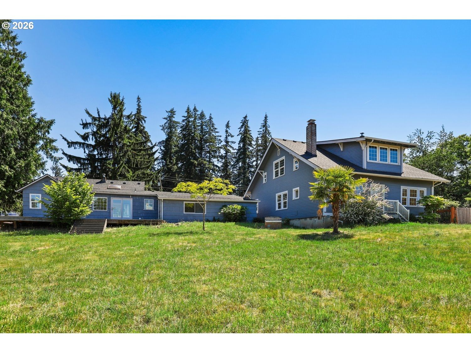 Listing photo 1 of 4