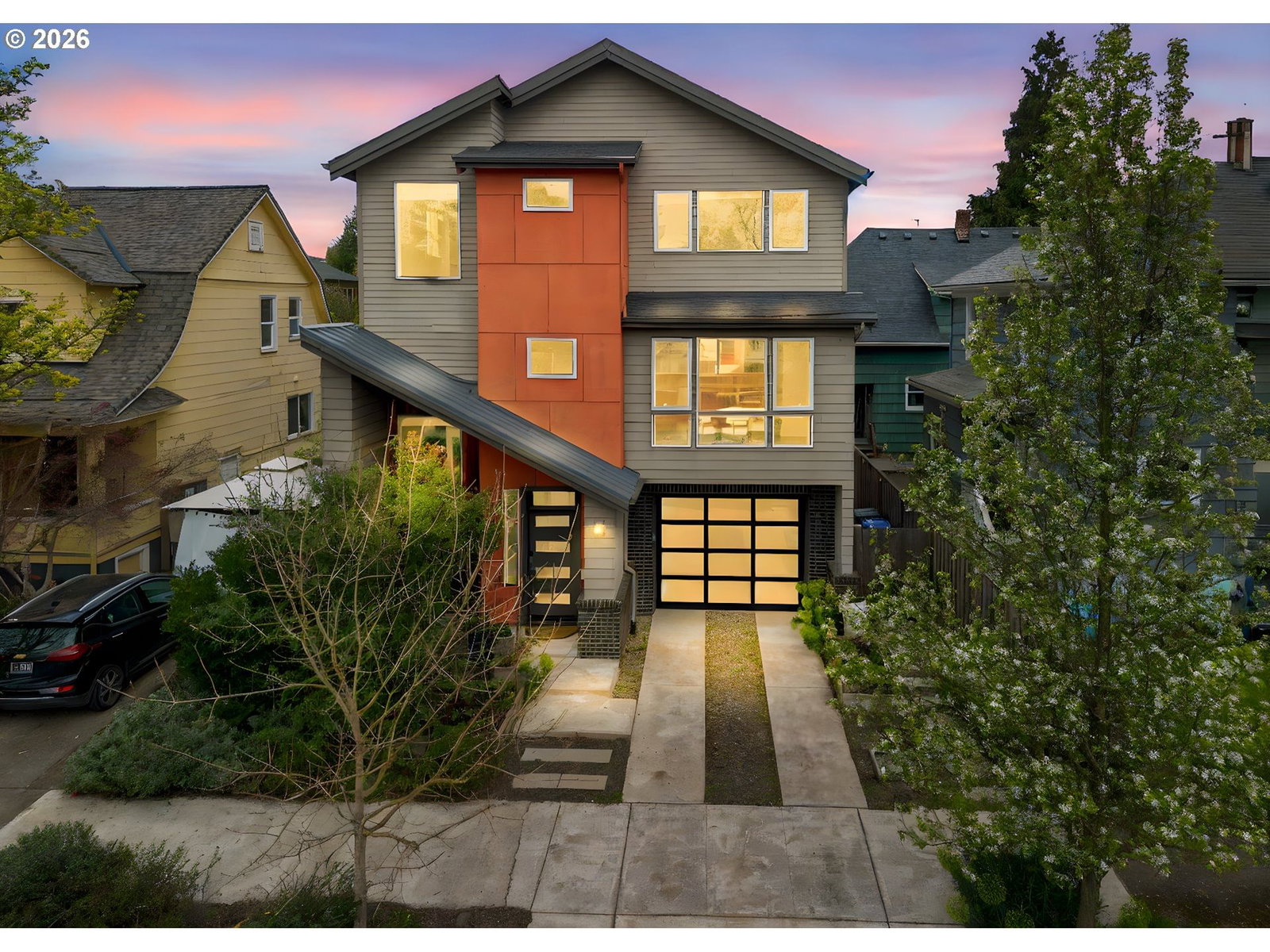 Primary listing photo, 2626 SE 16TH AVE, Portland, OR, 97202