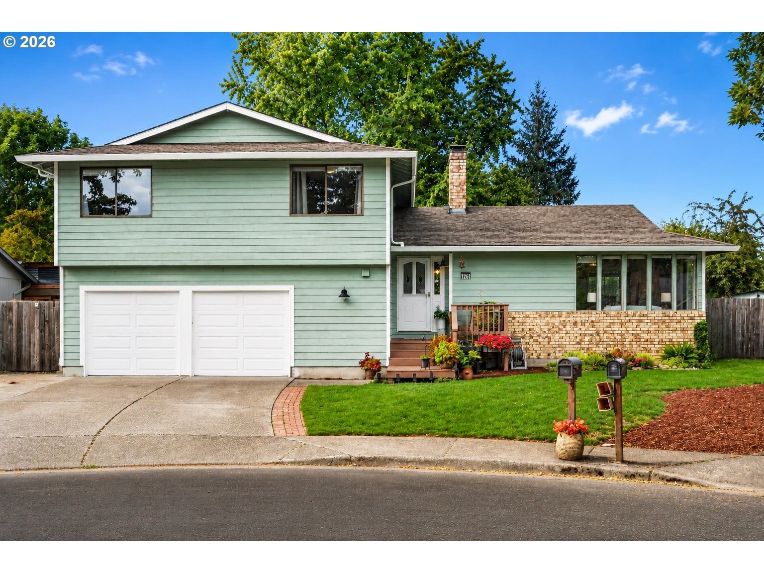 2261 SW 195TH AVE