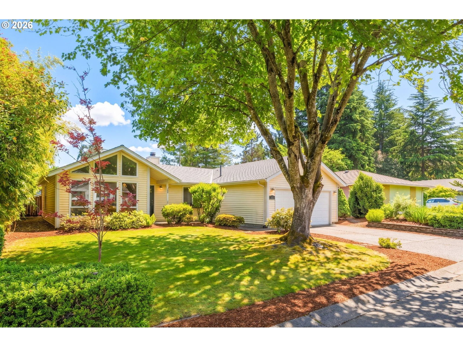 Listing photo 1 of 6