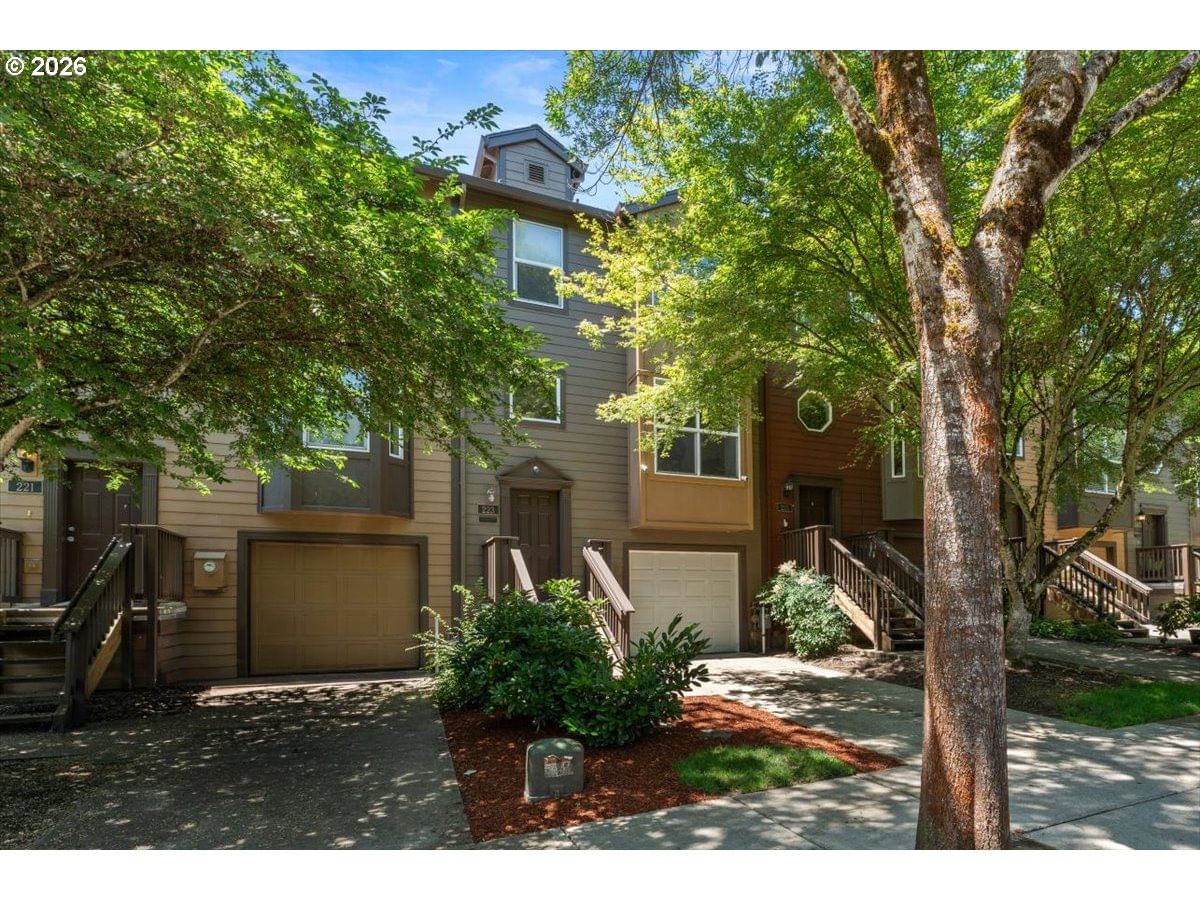 223 NE 76TH AVE
