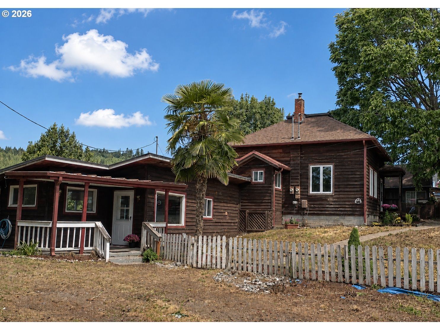 Listing photo 1 of 6