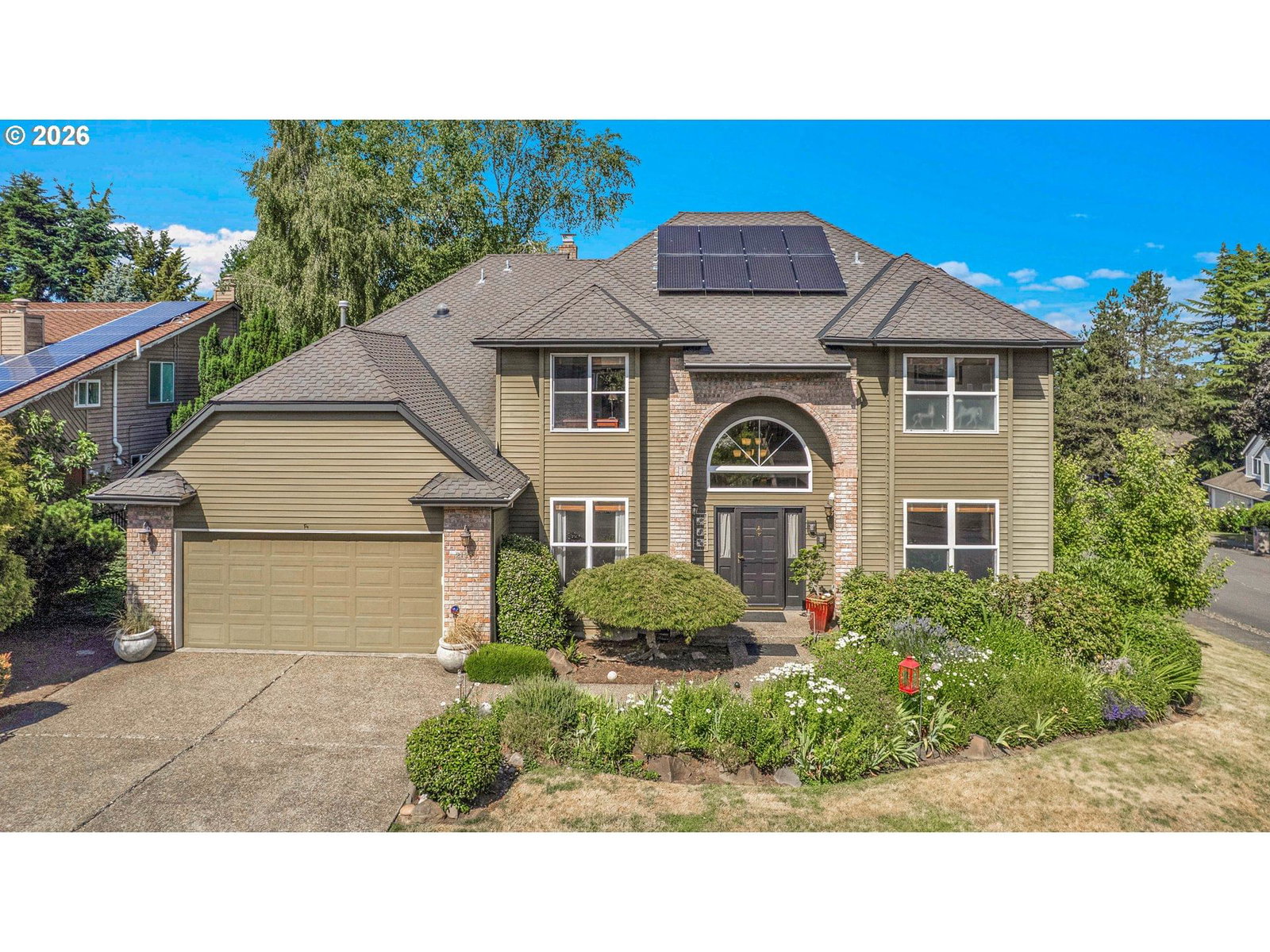 Listing photo 1 of 6