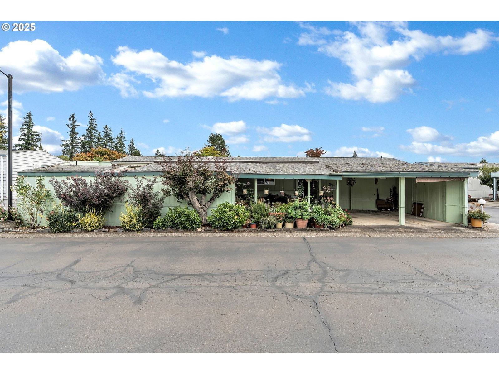 Primary listing photo, 18485 SW Pacific DR #69, Tualatin, OR, 97062