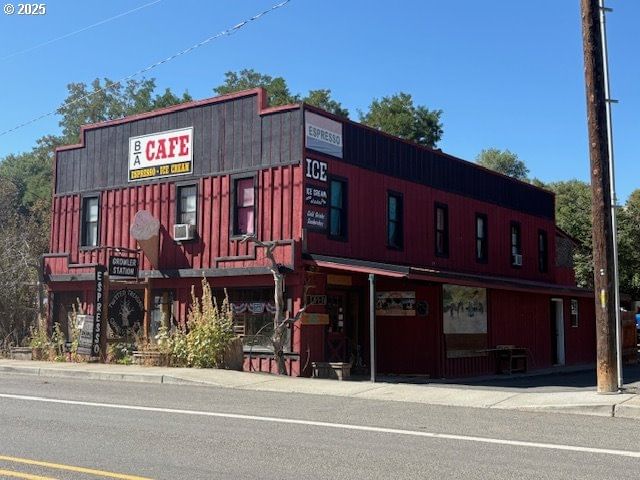 Primary listing photo, 150 E FRANKLIN AVE, Dayville, OR, 97825