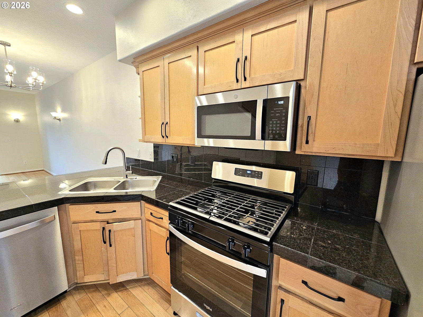 Listing photo 4 of 31, 7867 NE KIAN LN, Beaverton, OR, 97006