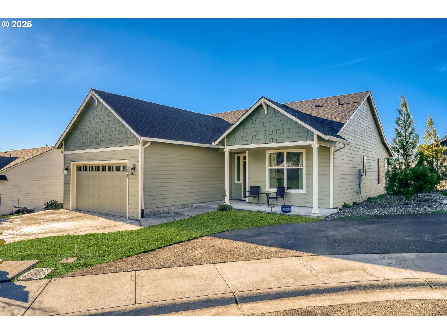 1651 52ND CT