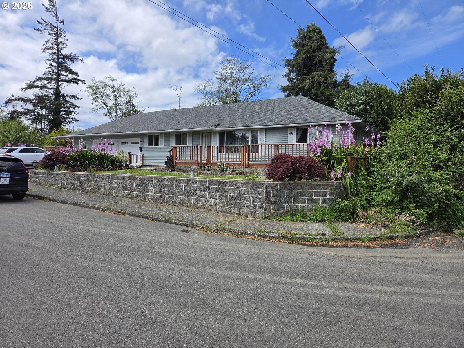 Primary listing photo, 3330 CHESTER ST, North Bend, OR, 97459