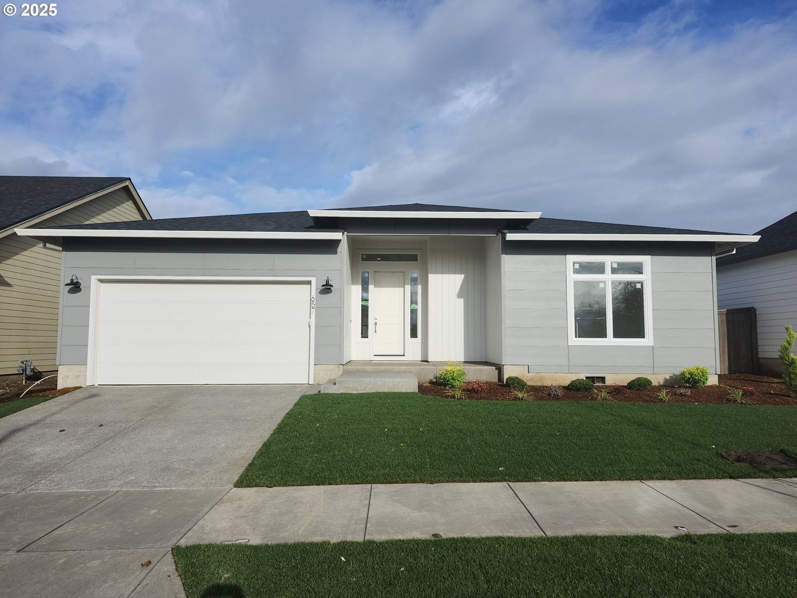 Primary listing photo, 657 Magnolia AVE #10, Woodburn, OR, 97071