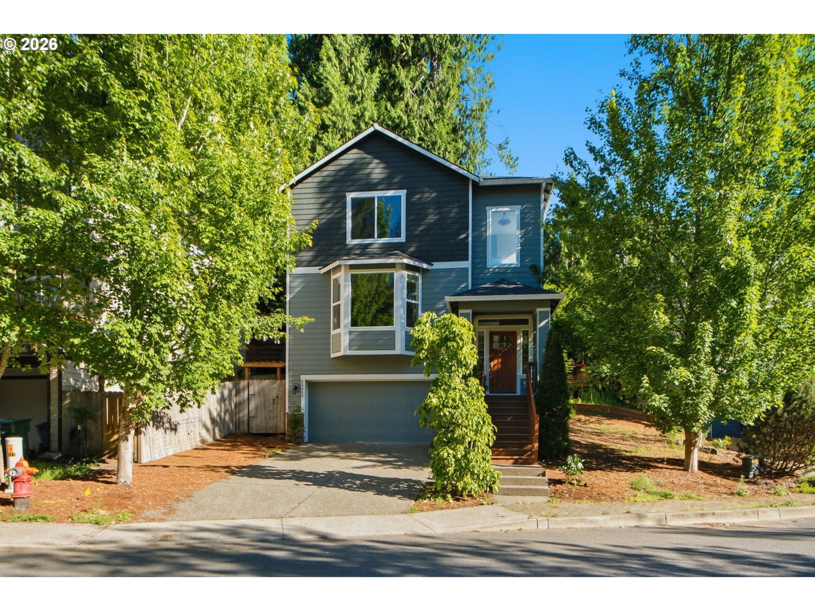 Listing photo 1 of 6
