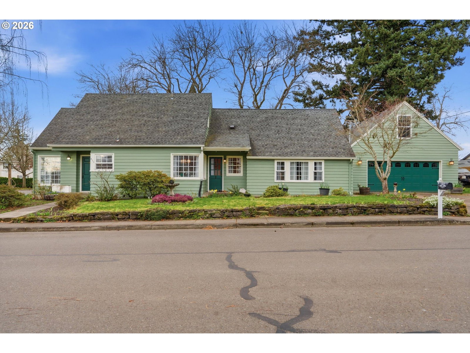 Primary listing photo, 411 N ELM ST, Canby, OR, 97013