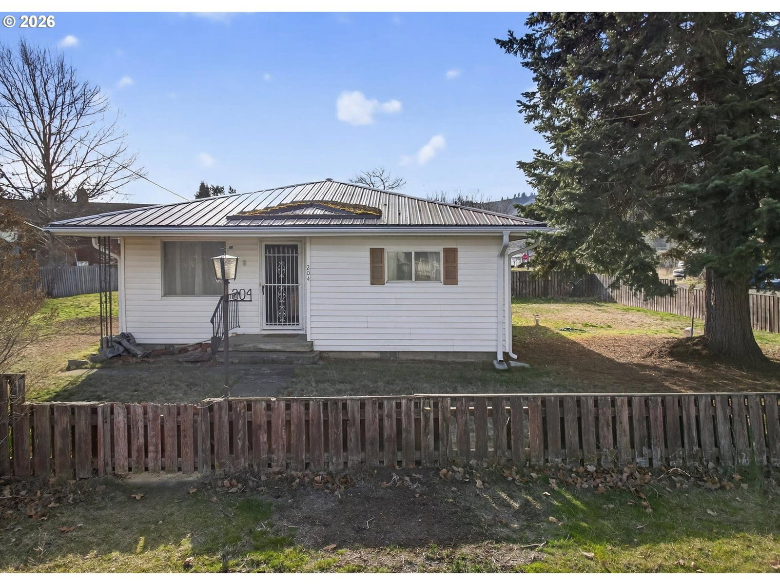 Primary listing photo, 204 LAKE AVE, La Grande, OR, 97850