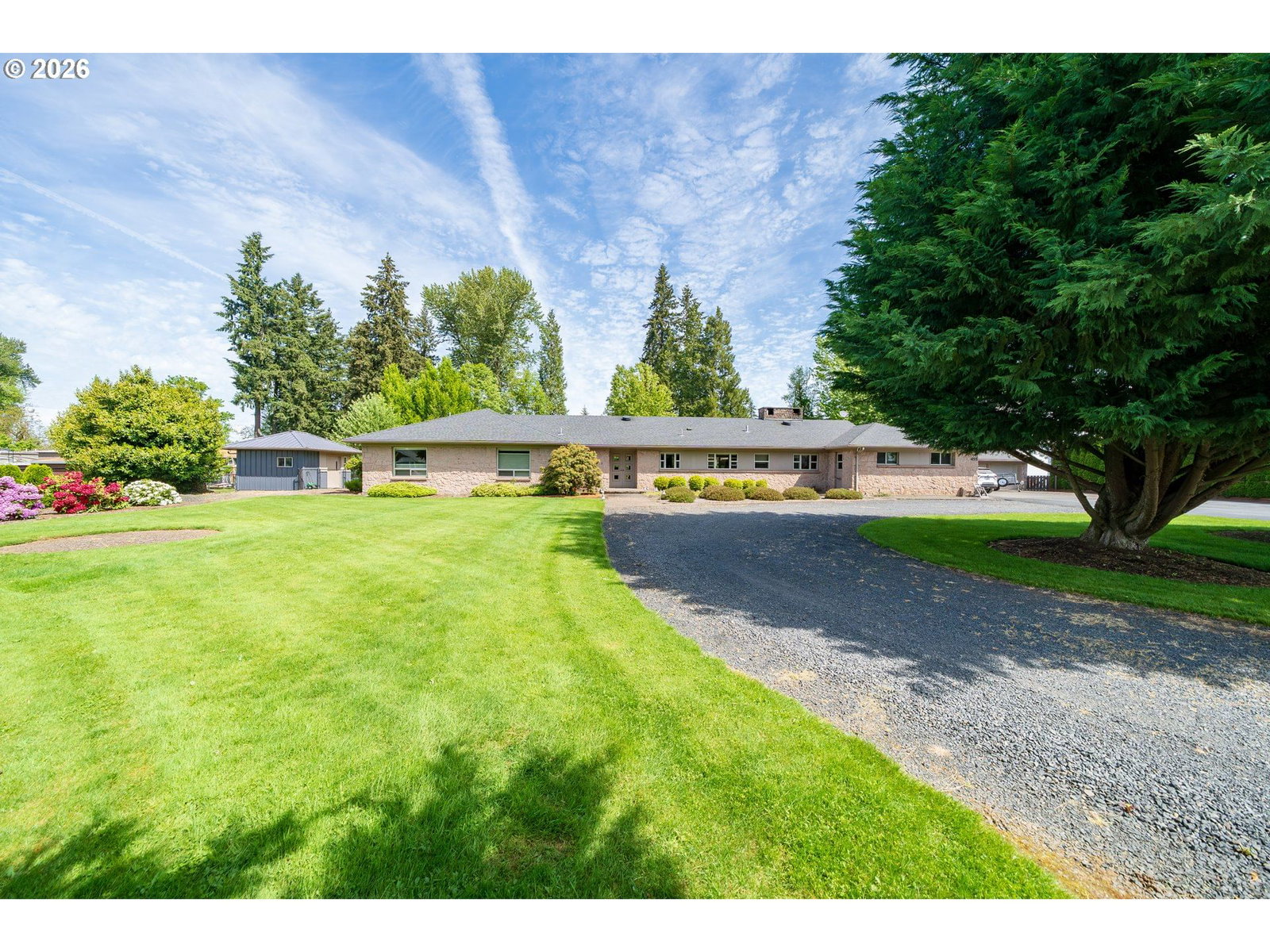 Listing photo 1 of 1