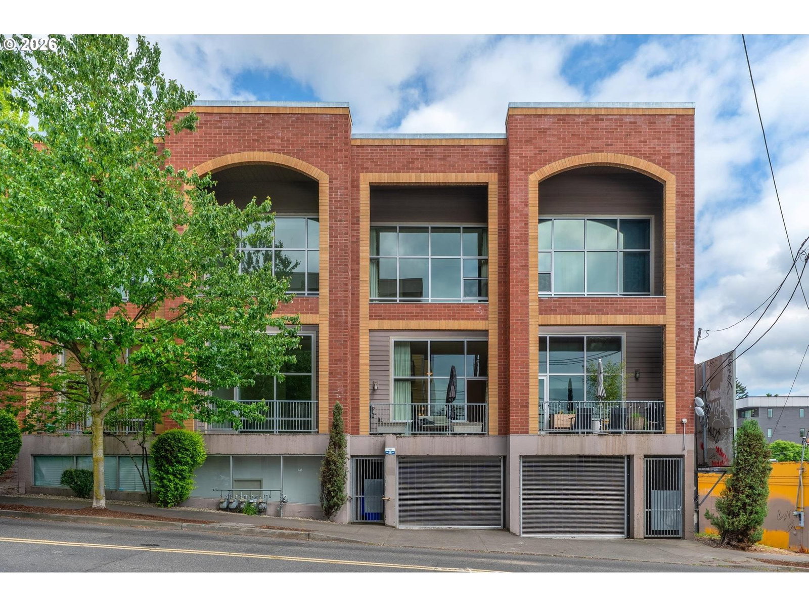 Primary listing photo, 2006 SE MORRISON ST #D, Portland, OR, 97214