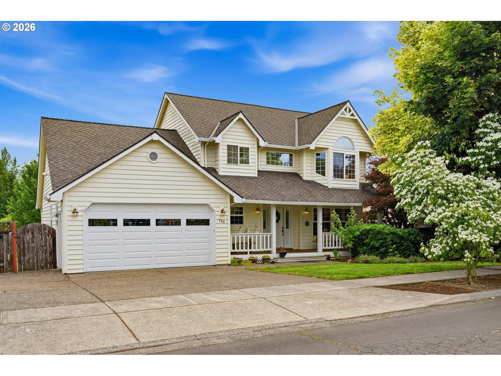 Listing photo 1 of 6