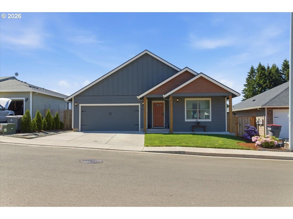 Listing photo 1 of 6