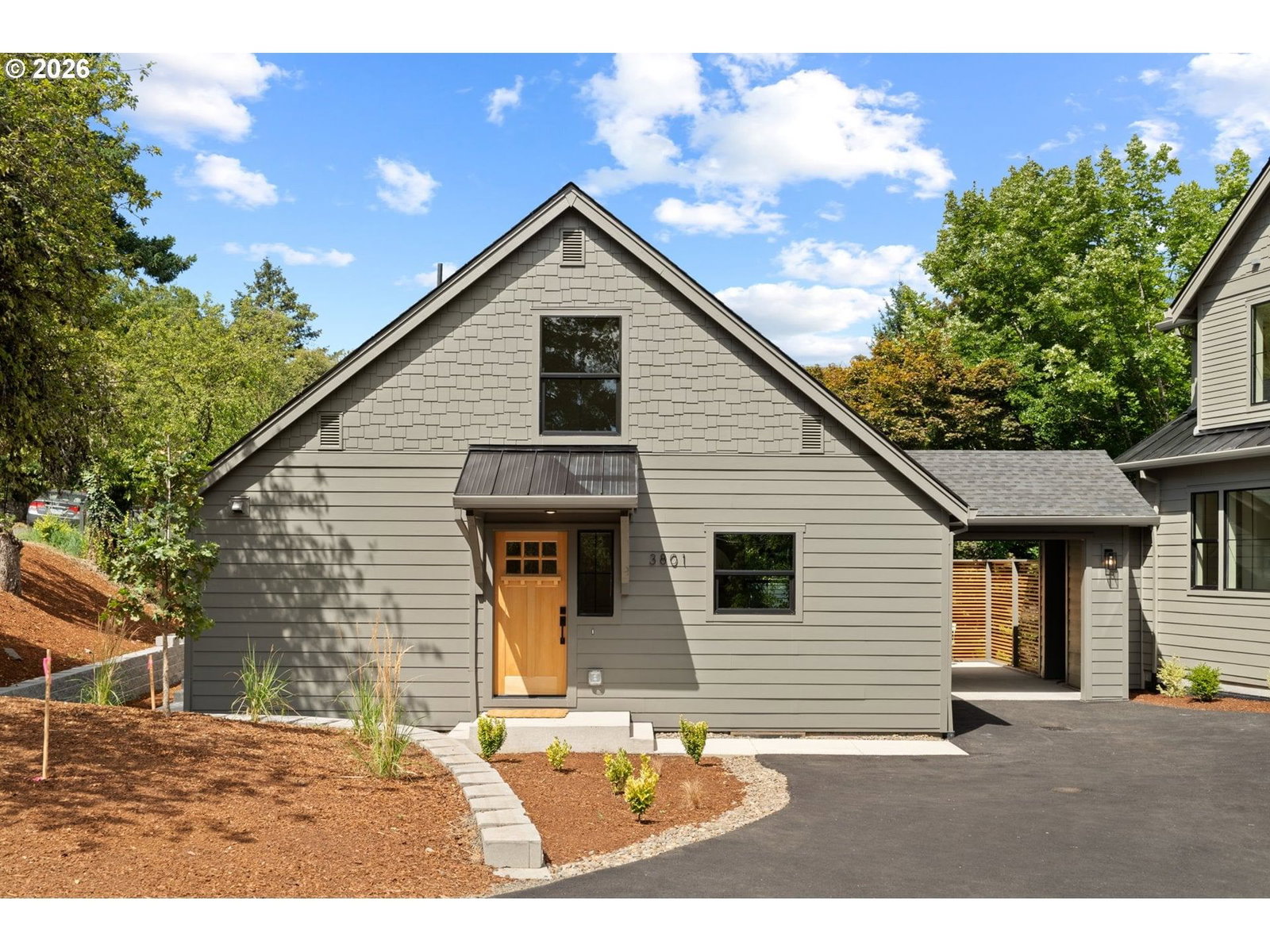 3801 SW IOWA ST