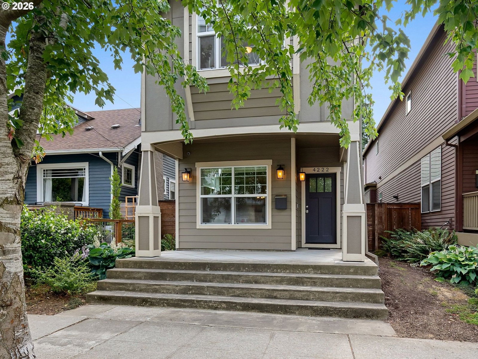 4222 N MONTANA AVE