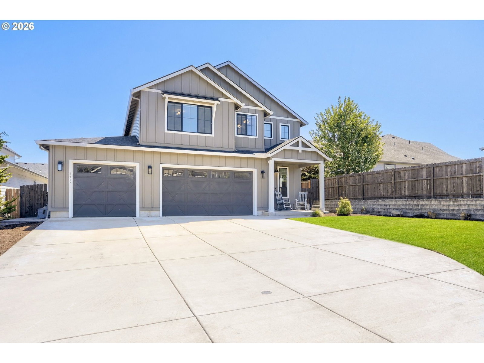 4220 S WINERY CIR