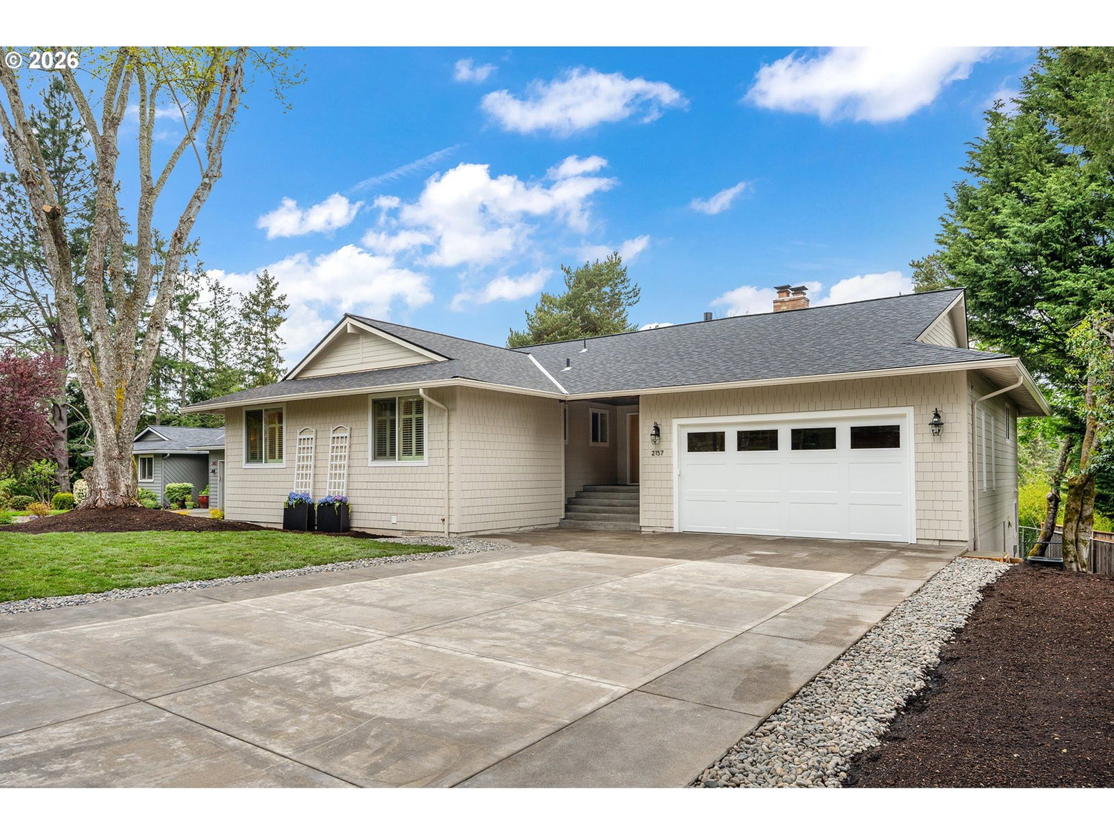 Primary listing photo, 2157 WEMBLEY PL, Lake Oswego, OR, 97034