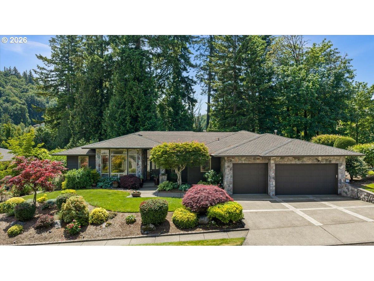 Primary listing photo, 260 SE AVONDALE WAY, Gresham, OR, 97080
